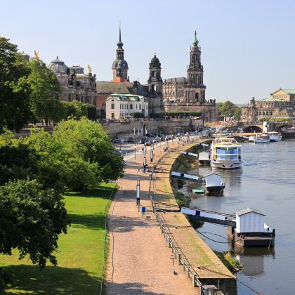 德国+捷克+波兰+匈牙利+奥地利+瑞士11日10晚跟团游