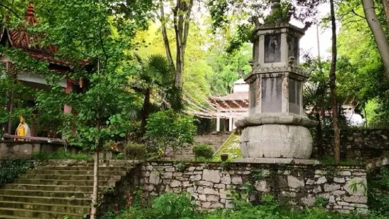 聖水泉古寺