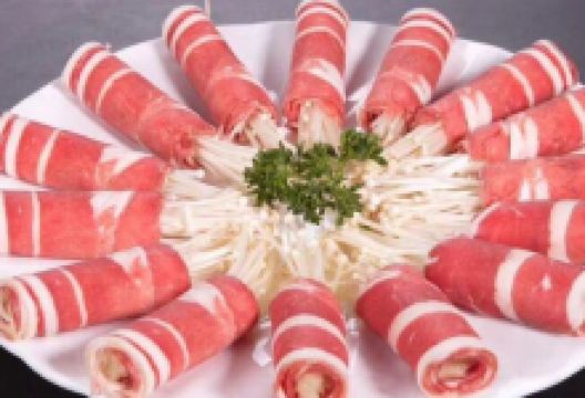 伊蒙原巴尔虎羔肉火锅美食图片