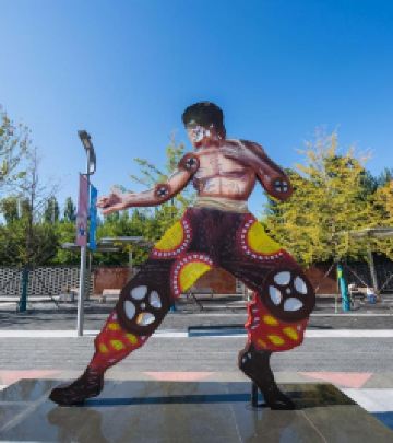 唐山游记图文-赏南湖璀璨，品唐山宴，住足球酒店，这个周末嗨起来