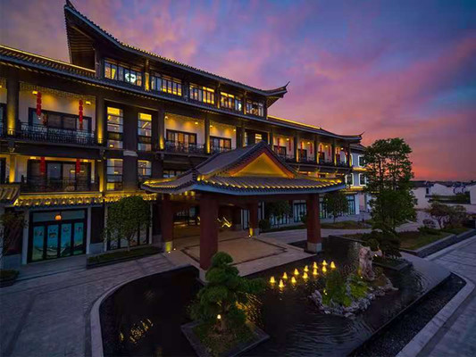 梅州玖崇湖凤悦&amp;#183;凤颐温泉酒店——客家院落与天然温泉融为一体，人文雅士的诗意居所