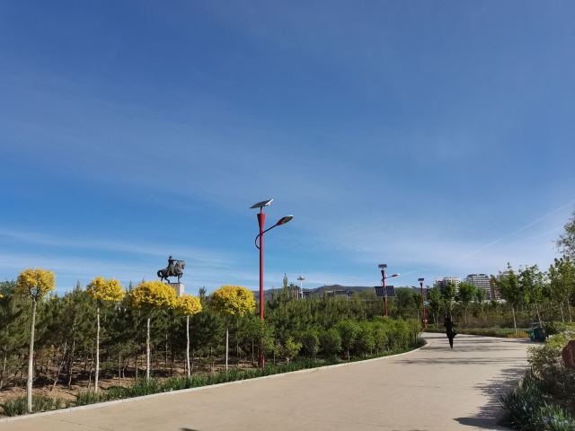 成吉思汗公园北区-西广场旅行图片 2