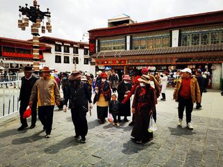 云游四海(1475)六进西藏之二——八廓街转经道