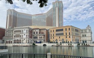 入住人气酒店,全程不用担心吃喝住行