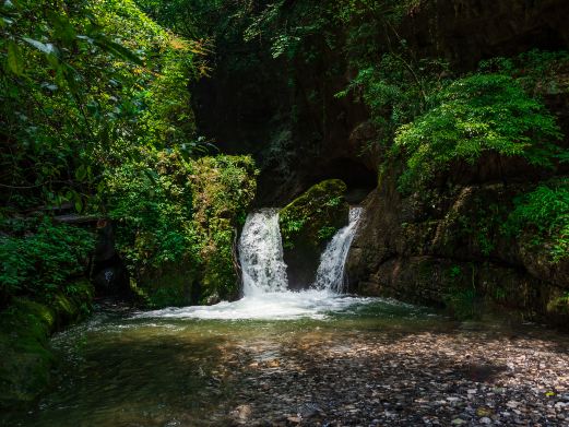西河大峡谷