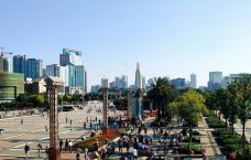 八一广场-南昌-吴立珍