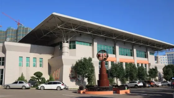 六都文化廣場