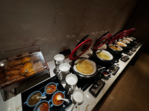 武汉光谷皇冠假日酒店主图