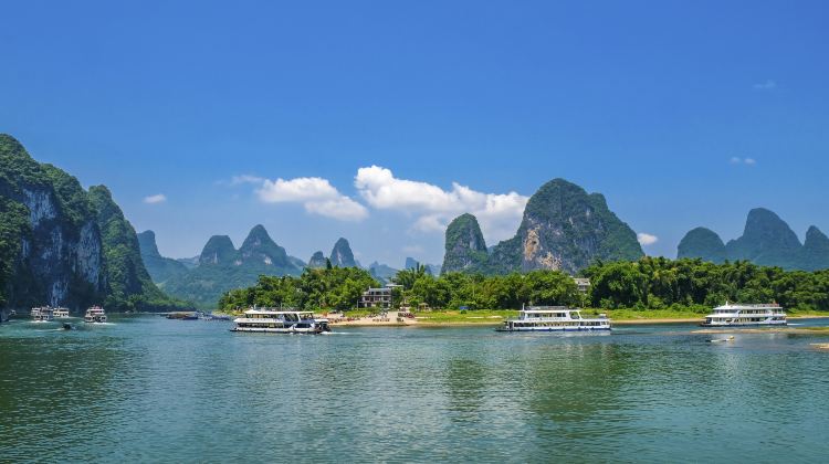 5D4N · Group Tours · China + Guangxi + Guilin + Yangshuo + Longji Rice Terraces + All Tips Included · Senior-friendly