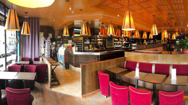 Cafe de Paris