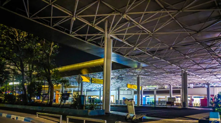 泗水朱安達國際機場租車服務