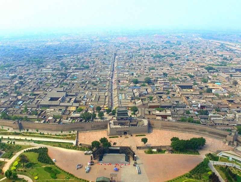 平遙：穿梭千年，感受平遙古城的風花雪月。