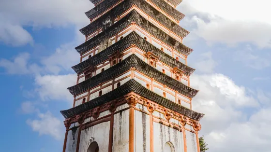 簡陽白塔園