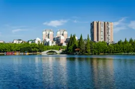 3-Day Hengyang Tour: Shigu Academy's ancient charm, Mount Hengshan's grandeur