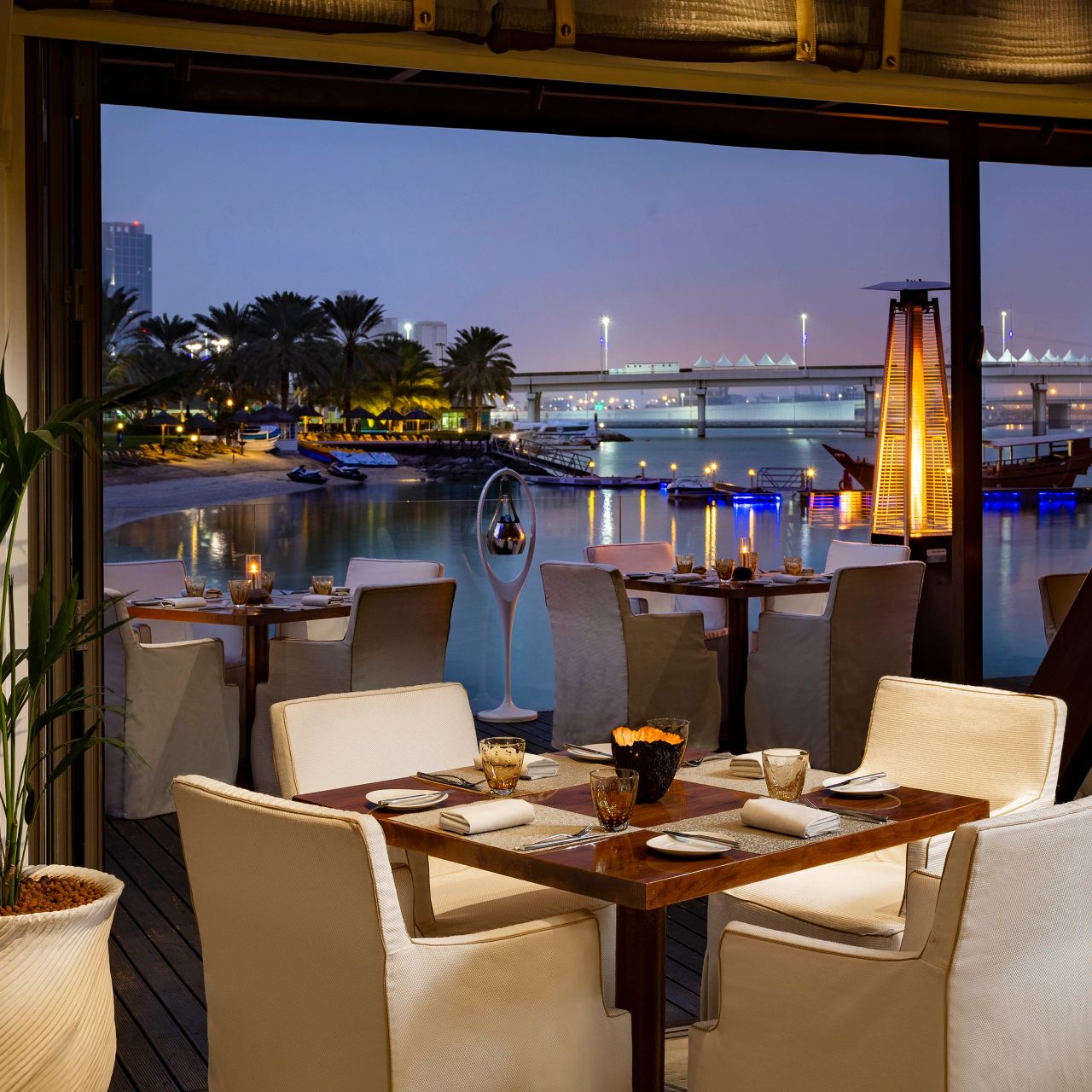 罗塔纳海滩酒店(Beach Rotana)图片