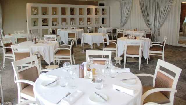 Restaurant Baie de Cayola餐厅图片