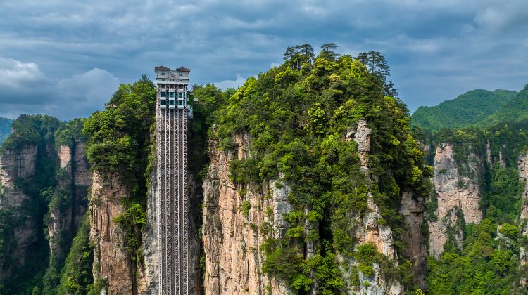 4-day 3-night · Private Tour · Zhangjiajie + Tianmen Mountain + Zhangjiajie National Forest Park + Furong Town + Fenghuang Ancient Town