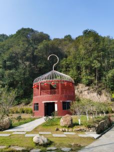 经律论文化旅游小镇-韶关-ct****4