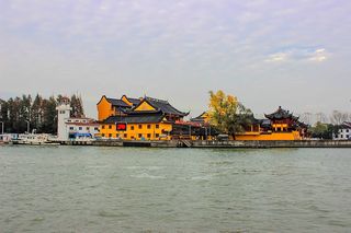 朱家角报国寺的0004号千年古银杏树