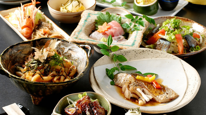 Ajuju Tsuekimaeten餐厅图片