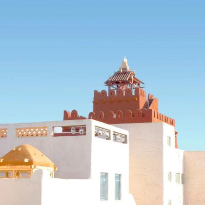 慕士塔格冰川公园+红其拉甫口岸+班迪尔蓝湖+白沙山-白沙湖景区+和田约特干故城+金湖杨国家森林公园9日8晚跟团游