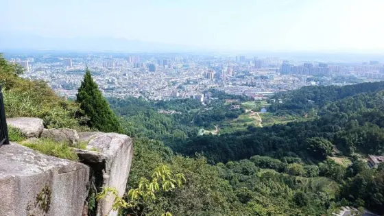 通城縣錫山森林公園