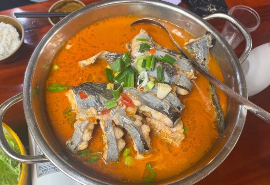 苗湘食府(暂时没有分店)