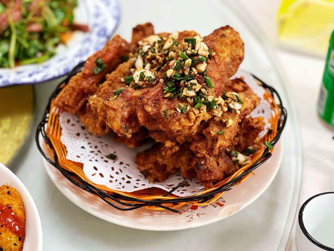 红秀饭店(沁扬路店)