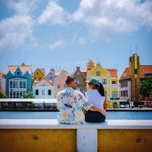 威廉斯塔德游记图文-彩虹小镇 | 库拉索Punda的明艳与耀眼，400多年来依然令人怦然心动