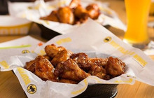 Buffalo Wild Wings餐厅图片