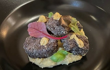 RestaQmme Club & Restaurant餐厅图片