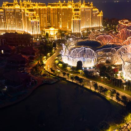 海口+文昌+万宁+陵水+三亚+儋州4日3晚跟团游