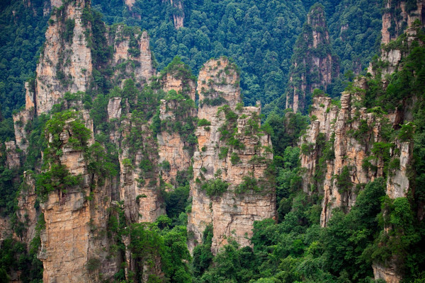 醉美烟雨张家界，赏湘西奇峰秀水