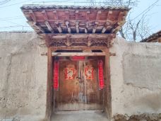 同仁县-热贡艺术之乡-同仁-流浪看世界