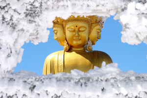 峨眉山游记图文-峨眉山有一座瑰丽奇幻的“戏剧幻城”，聆听一个个感动人心的故事