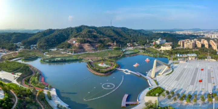 廉江市塘山嶺風景區