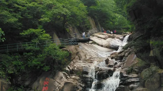 九龍潭青松嶺峽穀風景區