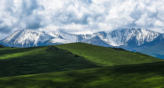 情迷新疆丨独自穿越“独”一无二的路