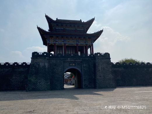 赤龙湖华中影视城