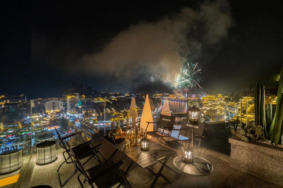 镇远山河事villa美学民宿·落日清吧餐厅图片