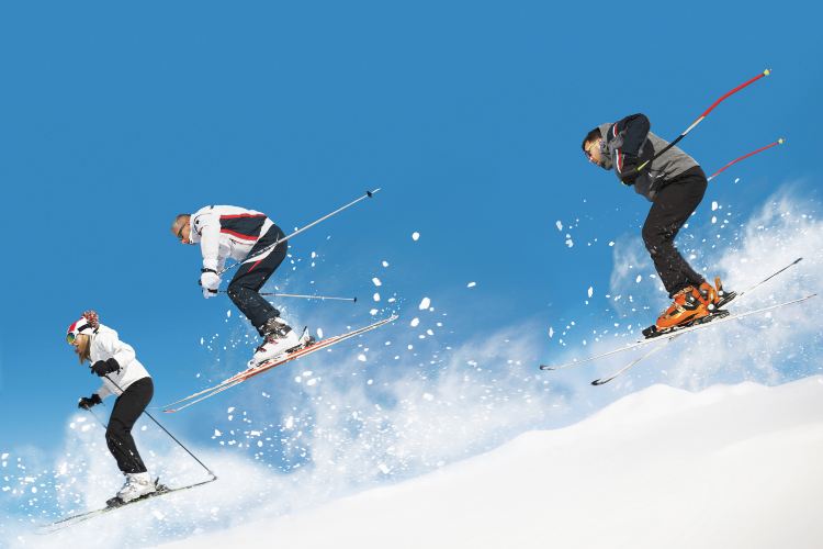 九顶塔滑雪场