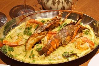 厦门这家餐厅是懂浪漫的，摩天轮加上高品质的浓情西餐，氛围感拉满