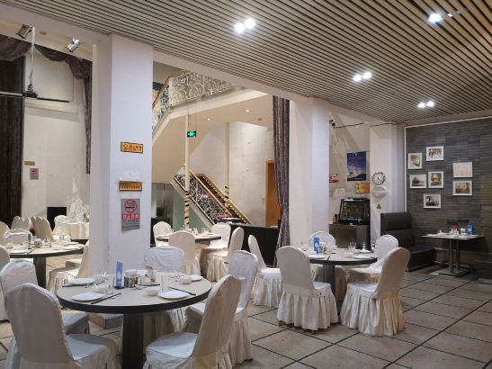 早春二月西山会馆(八大处店)