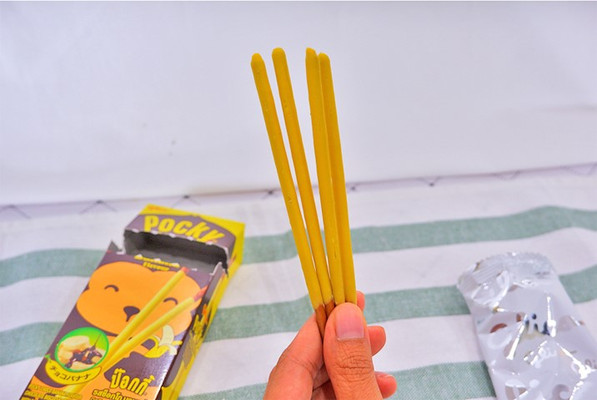 超级不要错过，推荐必买的泰国代购神级休闲零食，绝对值得购买！