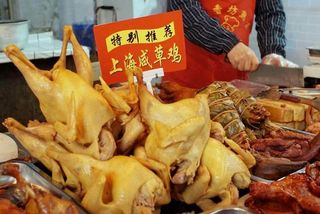 菜市场里藏美食，阿公阿嫲们都爱的这家卤味店，原来就隐藏在八市里