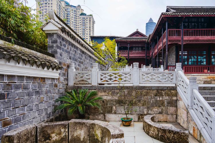 达德学校旧址