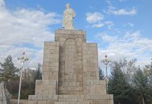 碾子山人民解放纪念碑景点图片