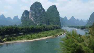 桂林兴坪漓江（20元人民币背景）