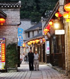 镇江游记图文-3天2晚镇江美食游记｜镇江三怪、锅盖面、肴肉、河豚宴、西津渡、中国醋文化博物馆