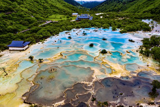 瓦切塔林、黄龙